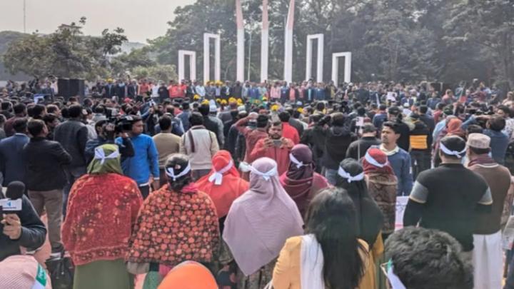 শহীদ মিনারেই রাত কাটাবেন আন্দোলনরত শিক্ষকরা